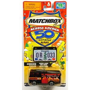 Matchbox Across America 50th Birthday Series OREGON DENNIS SABRE FIRE TRUCK